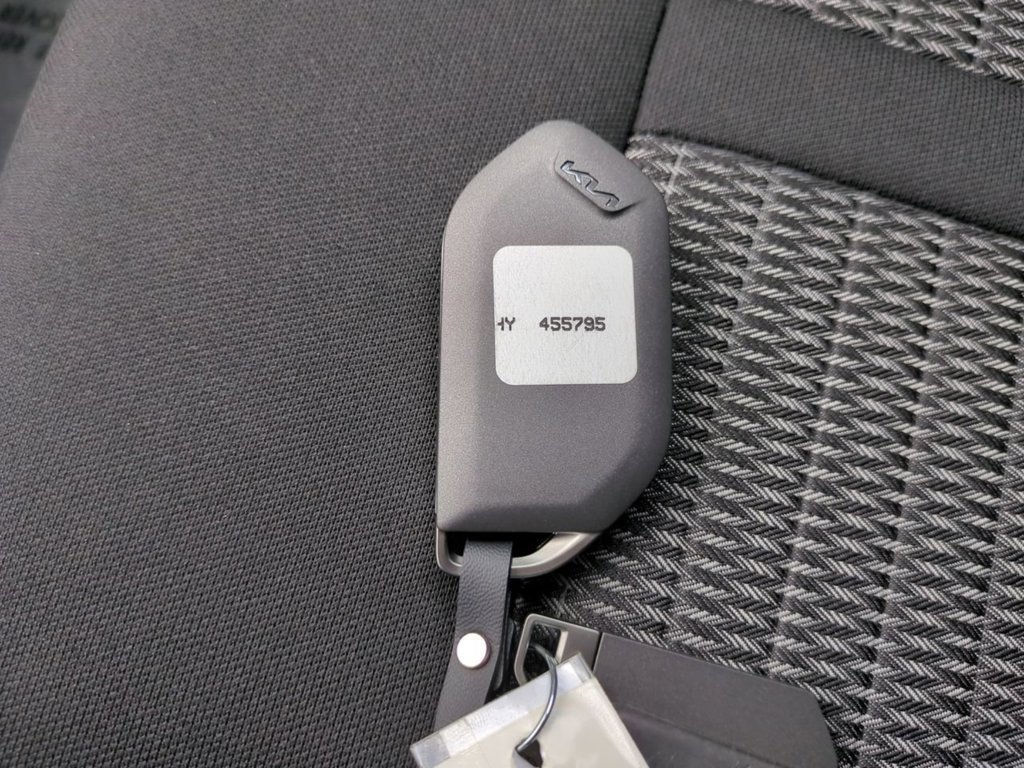 2026 Kia Sorento LX - Photo 53