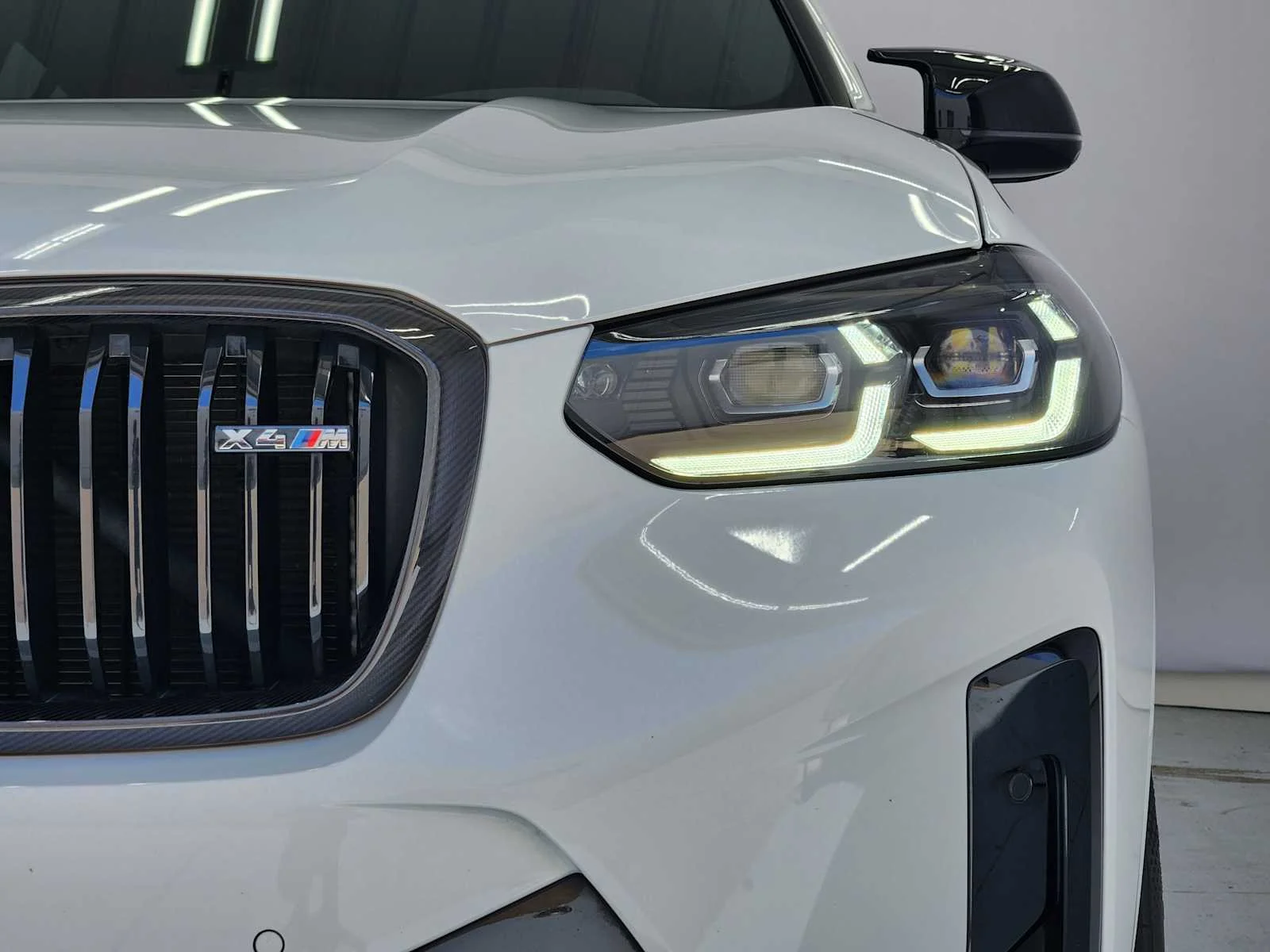 Certified Used 2024 Alpine White BMW  image 9