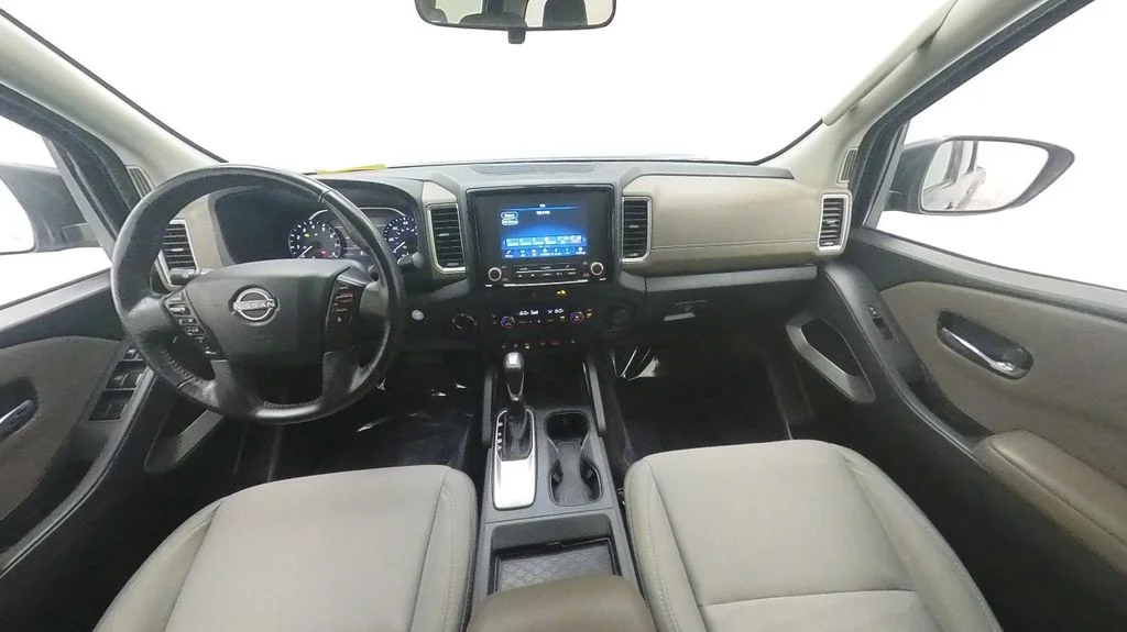 Used 2022 Gray Nissan SV image 30