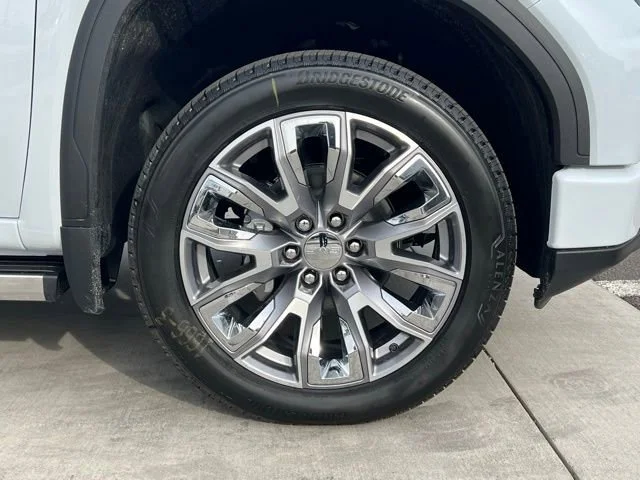 2026 GMC Sierra 1500 Denali - Photo 9