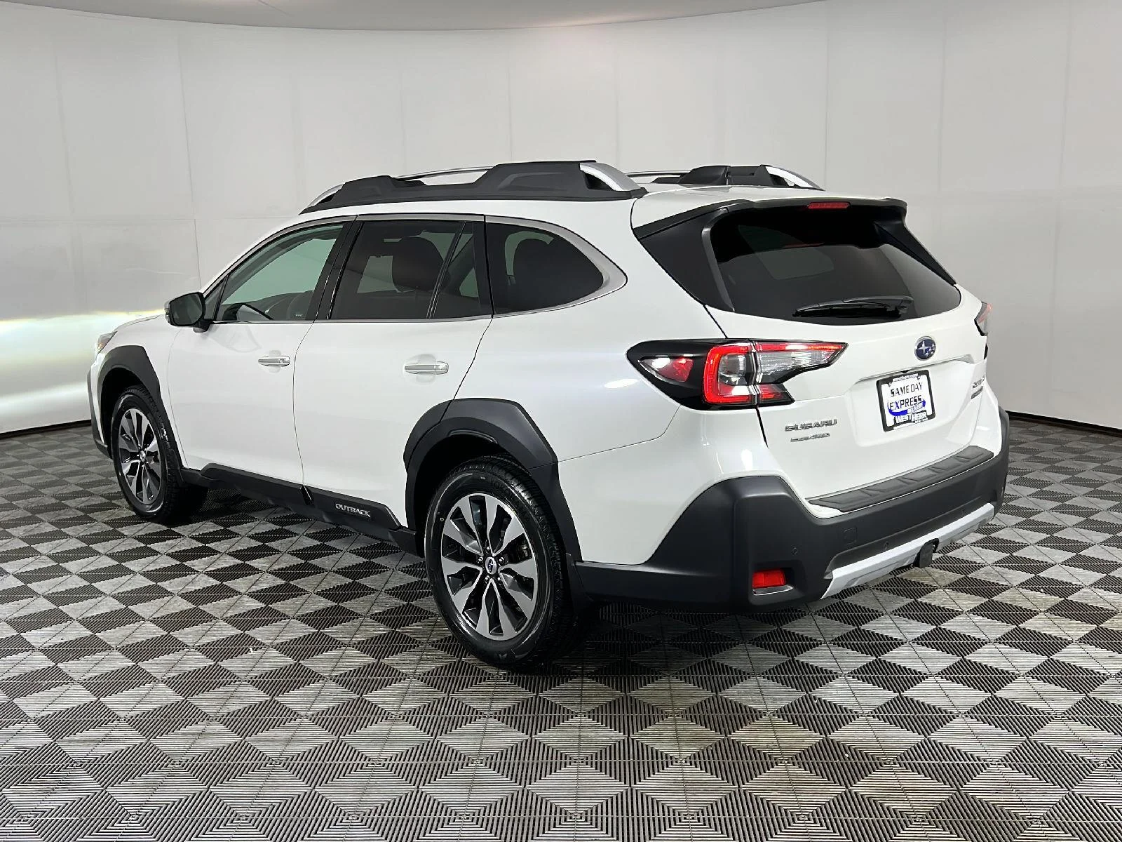Used 2024 Crystal White Pearl Subaru Touring XT image 7