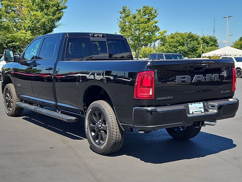 New 2026 Diamond Black Crystal Pearl-Coat Exterior Paint RAM Laramie image 4