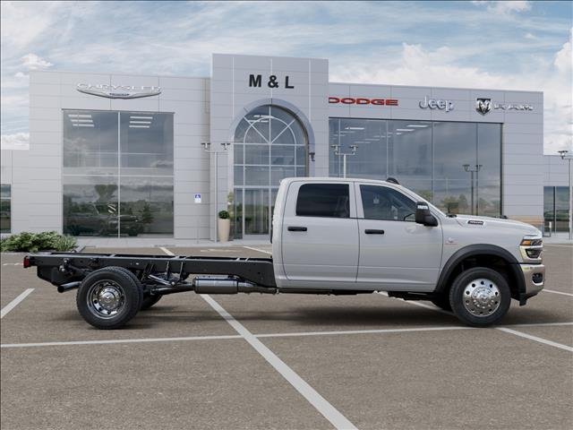 New 2026 Bright White Clear-Coat Exterior Paint RAM Tradesman/Big Horn image 21