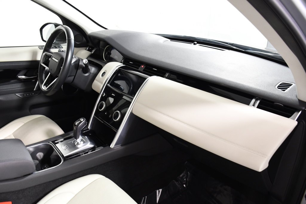 Used 2022 Hakuba Silver Metallic Land Rover S image 19