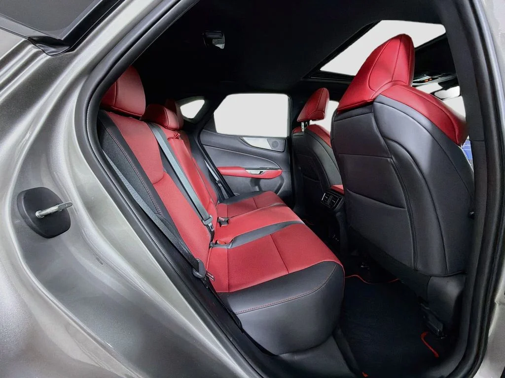 Used 2022 Silver Lexus 350 F SPORT Handling image 29