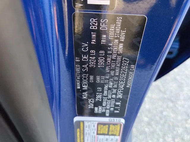 Used 2025 Blue Kia EX image 7