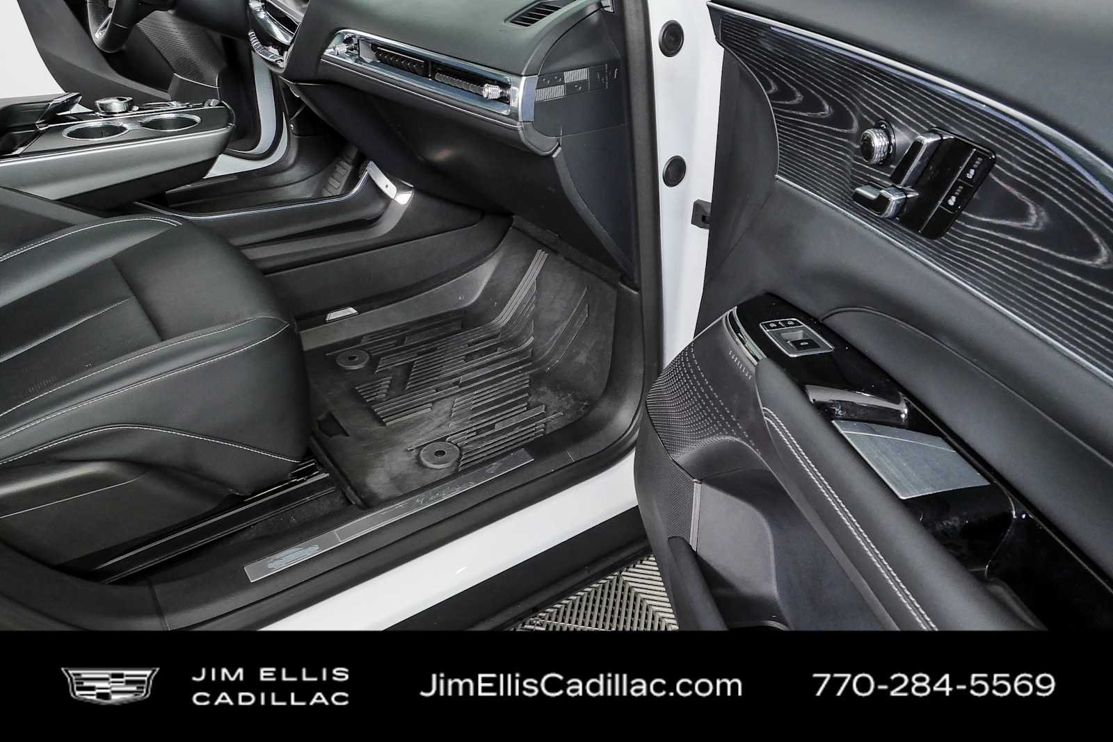 Certified Used 2024 Crystal White Tricoat Cadillac Sport 1 image 23