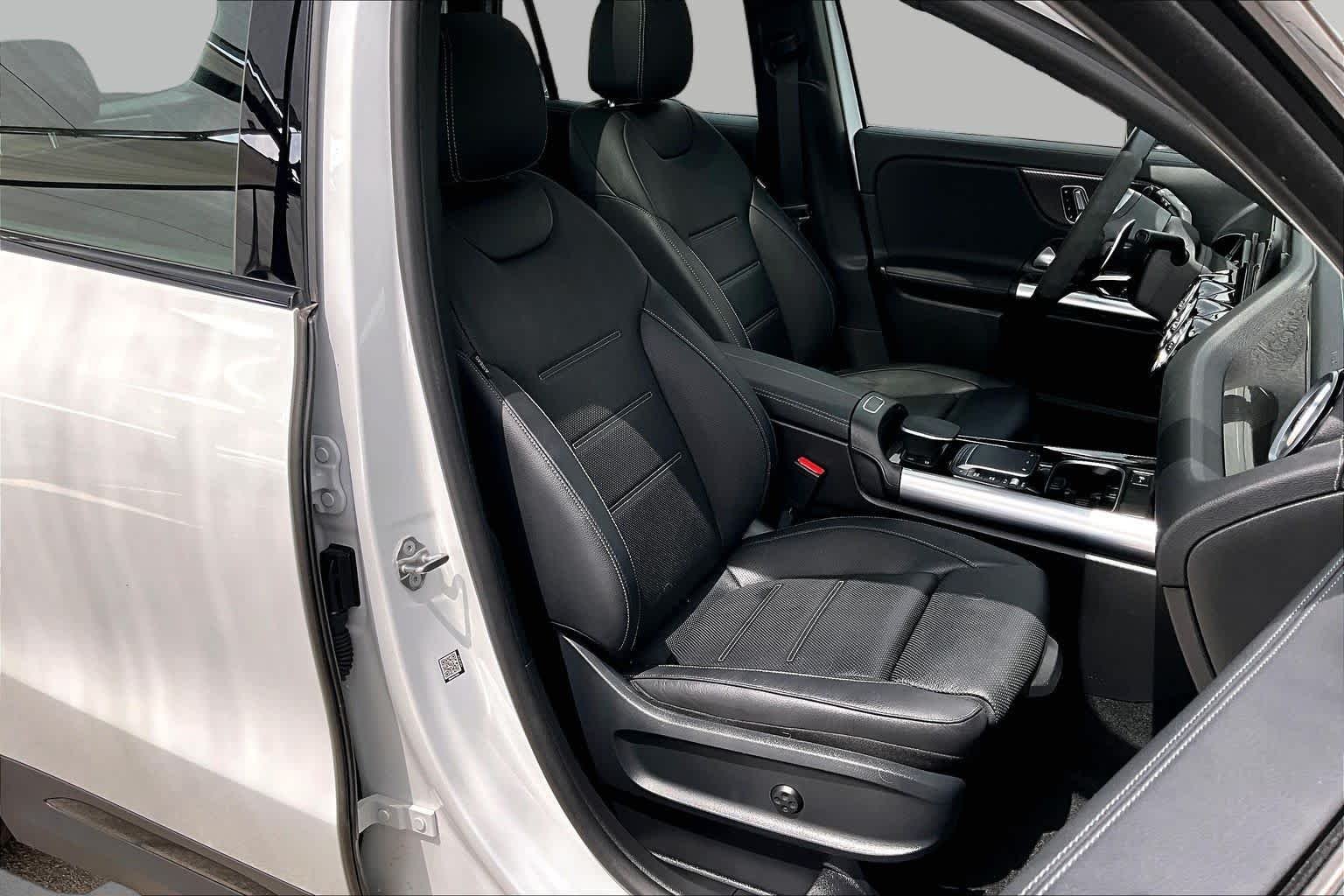 Used 2023 Digital White Metallic Mercedes-Benz AMG® GLA 45 image 9
