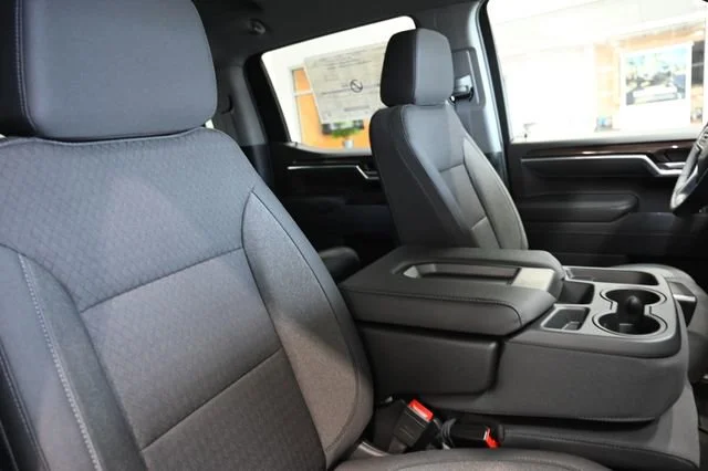 2026 Chevrolet Silverado 1500 LT - Photo 9