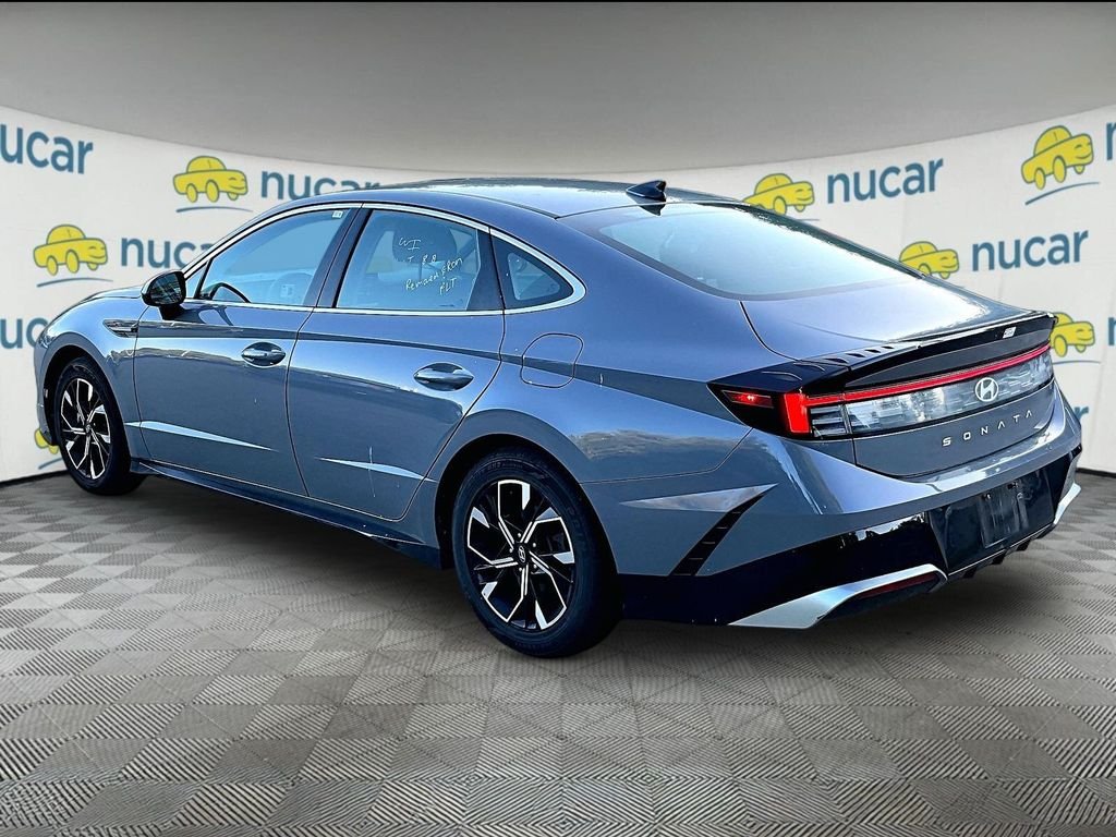Used 2025 Blue Hyundai SEL image 5