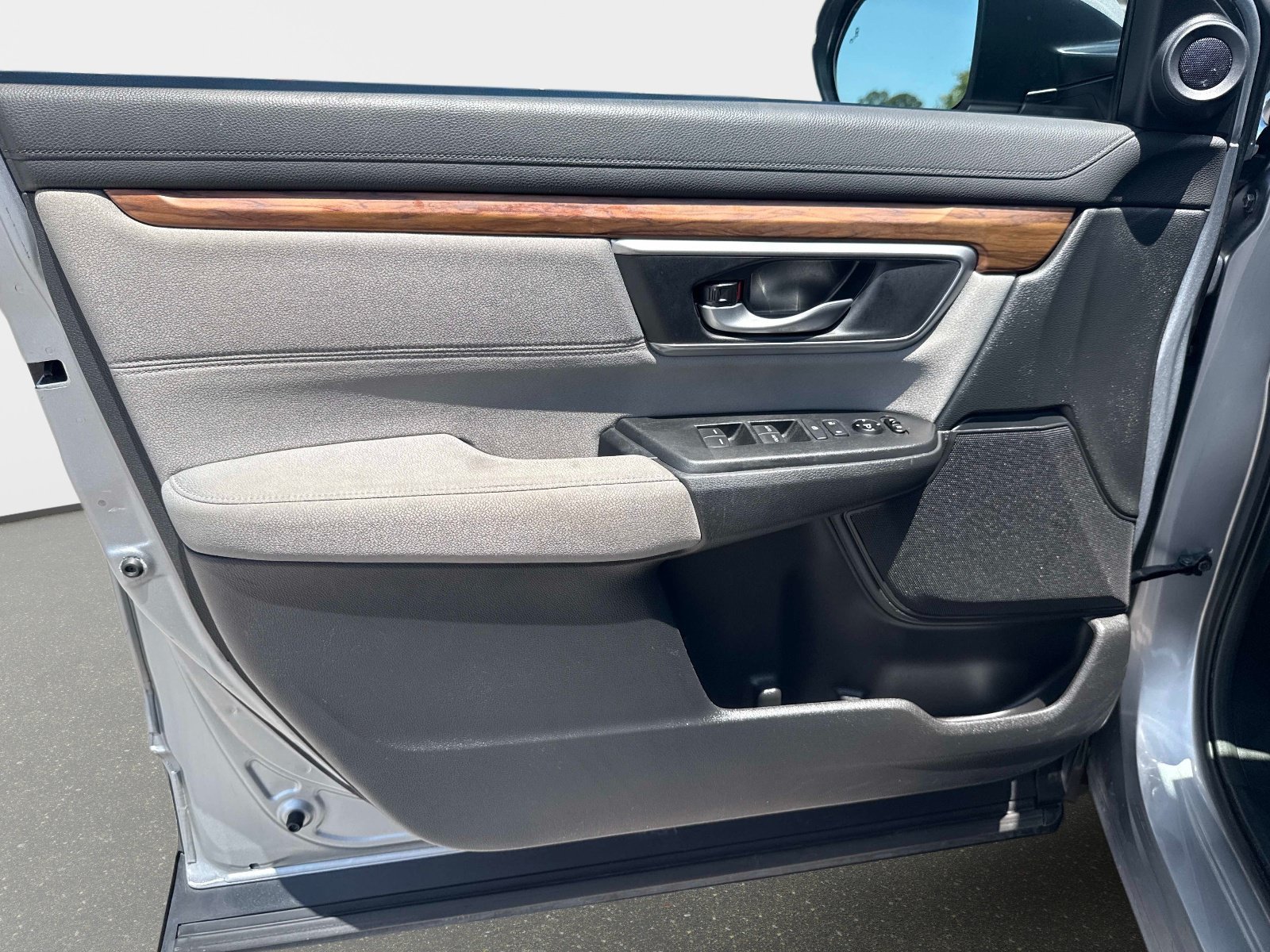 Used 2019 Silver Honda EX image 16