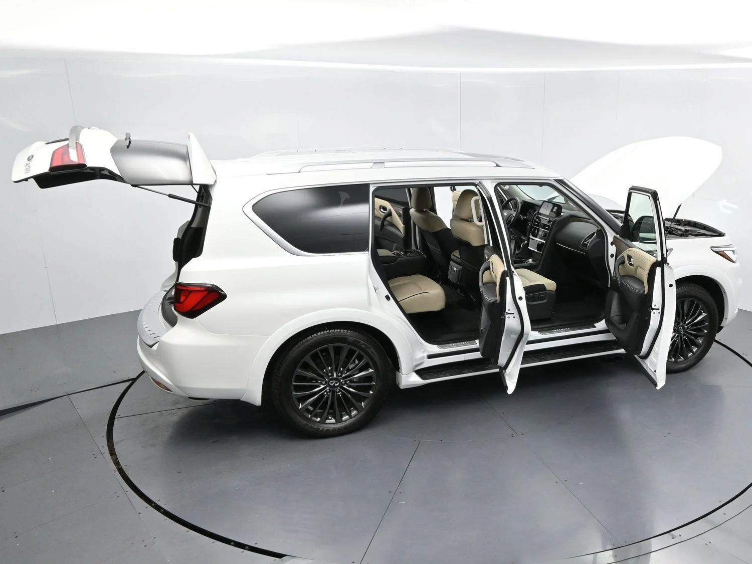 Used 2023 Moonstone White INFINITI PREMIUM SELECT image 53