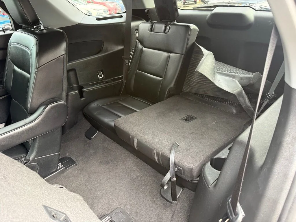 Used 2023 Carbonized Gray Metallic Ford XLT image 24
