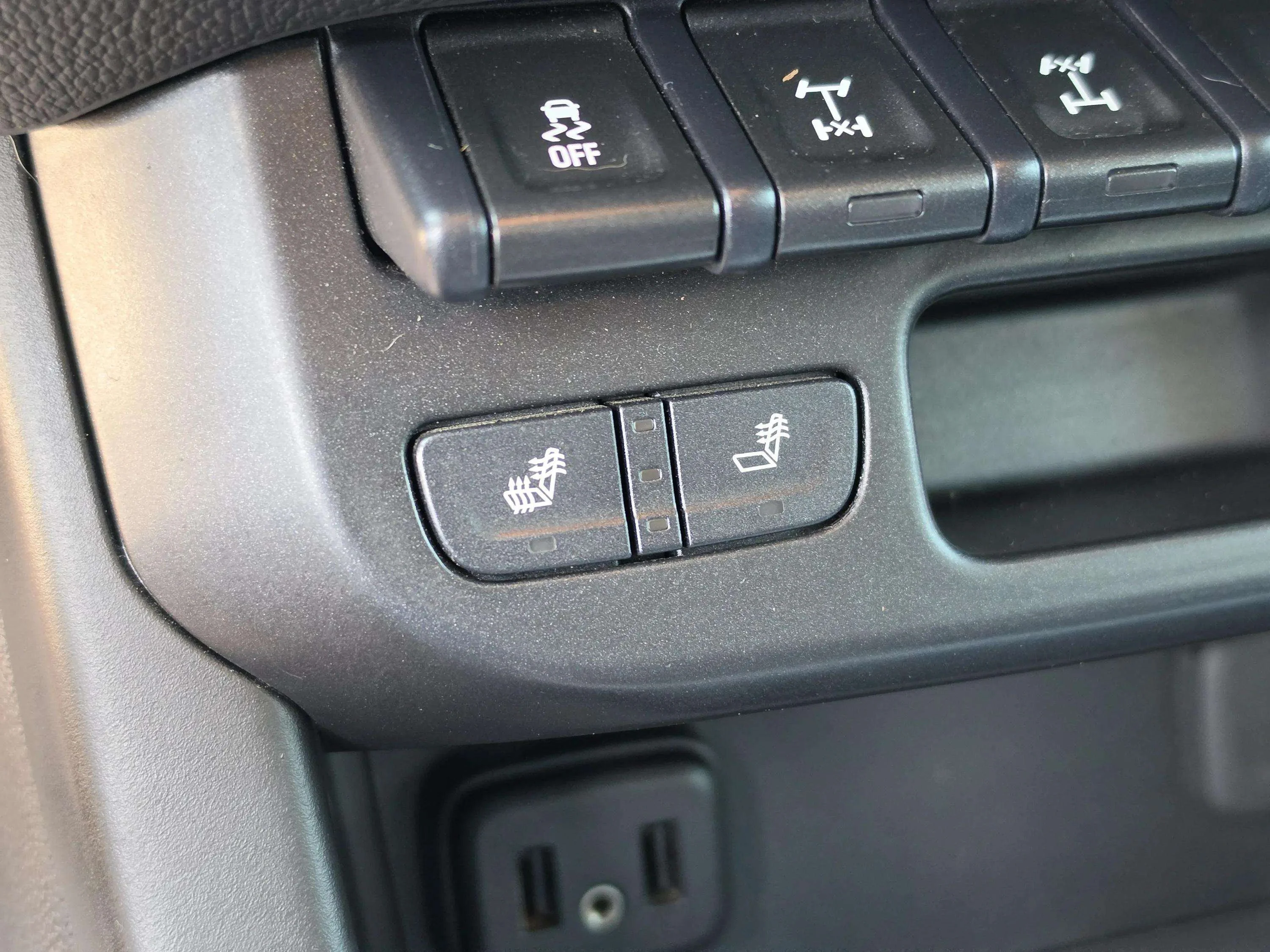 Used 2019 Red Hot Chevrolet 4WD ZR2 image 30