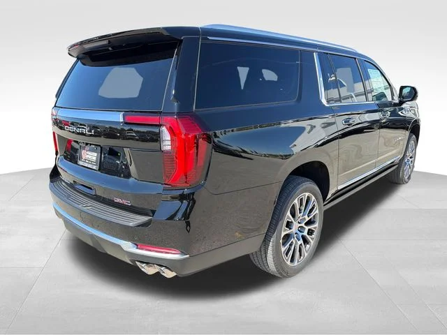 2026 GMC Yukon XL Denali - Photo 7