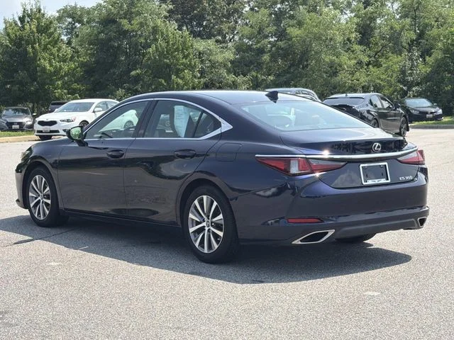 Used 2021  Lexus 350 image 21
