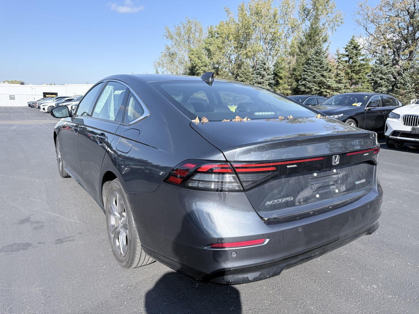 Used 2024 Meteorite Gray Metallic Honda EX-L image 5