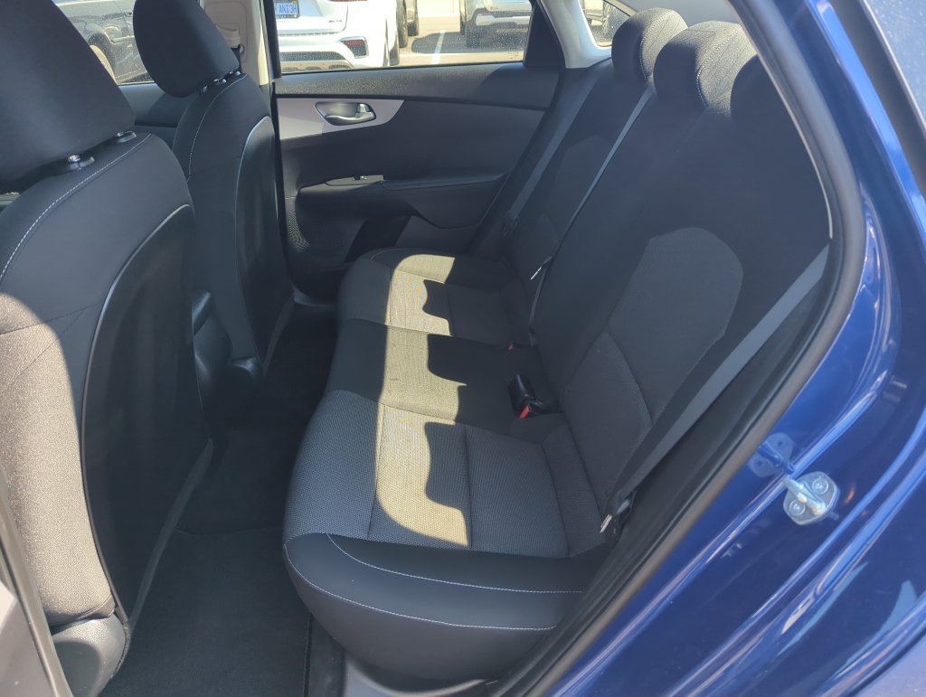 Used 2023 Blue Kia LXS image 28