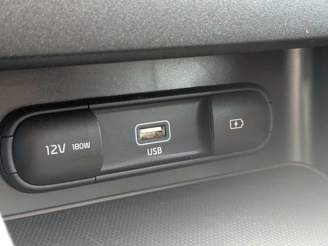 Used 2024 Black Kia LXS image 10