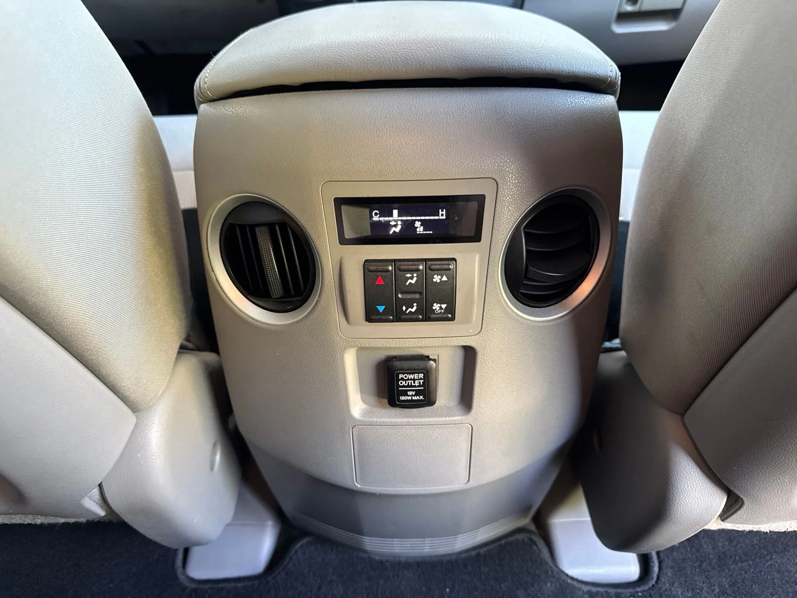 Used 2010 Silver Honda LX image 17