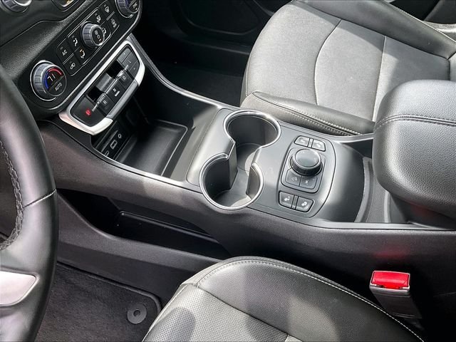 Used 2024 White GMC SLT image 15