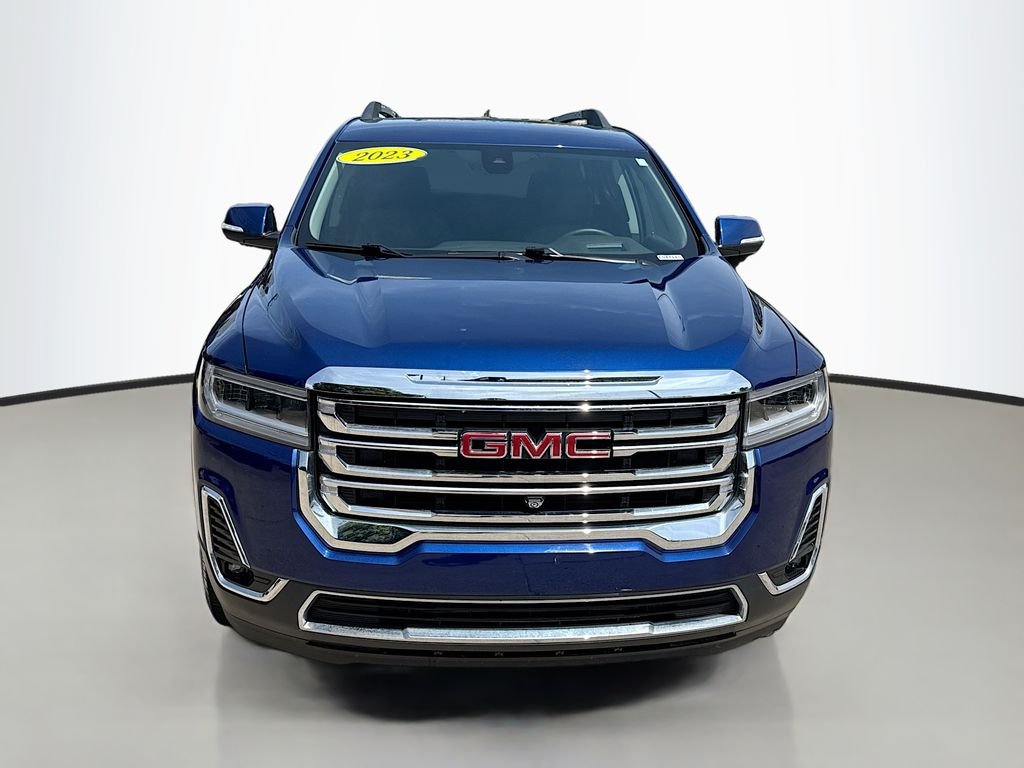 Used 2023 Ultra Blue Metallic GMC SLT image 2