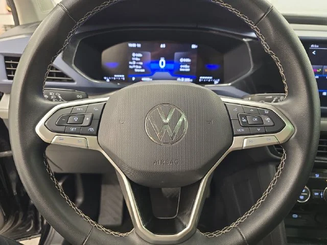 Used 2024 Deep Black Pearl Effect Volkswagen 1.5T SE image 28