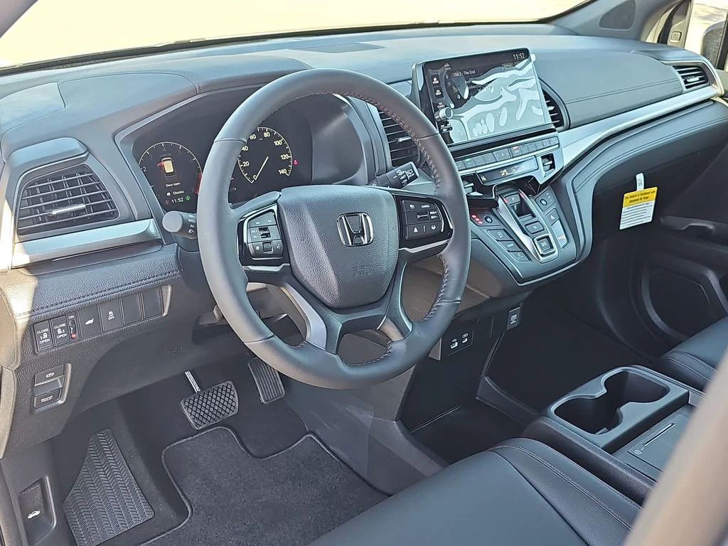 2026 Honda Odyssey Sport L - Photo 17