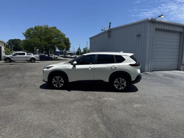 Used 2023 White Nissan SV image 8