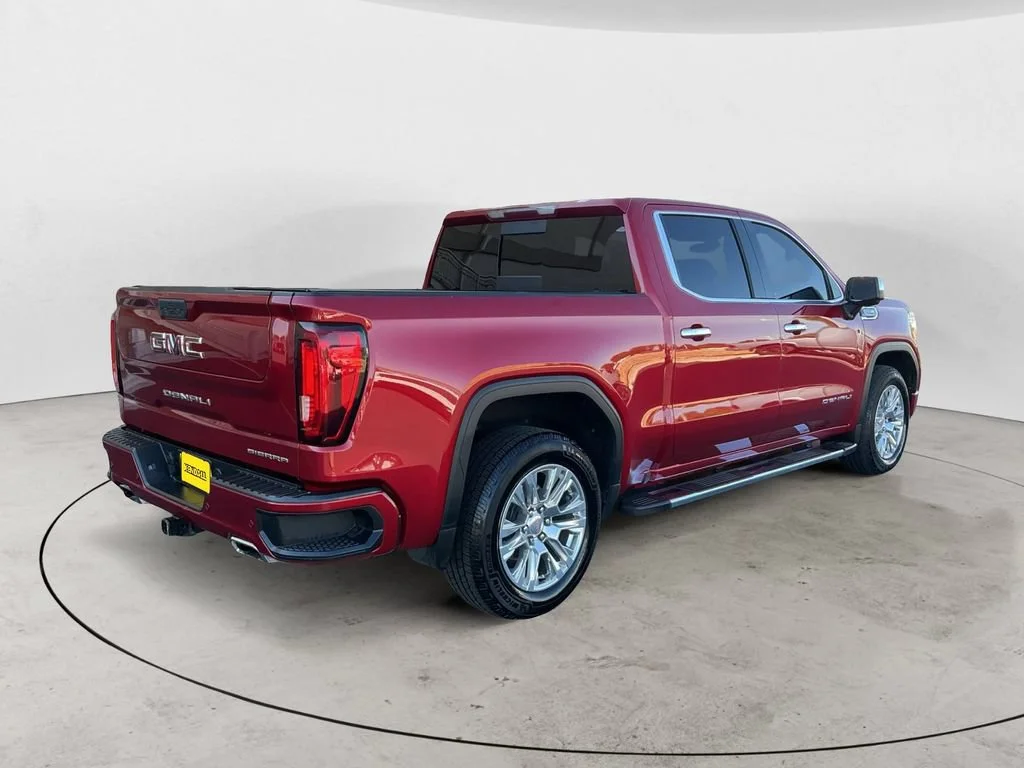 Used 2019 RED QUARTZ TINTCOAT GMC Denali image 5