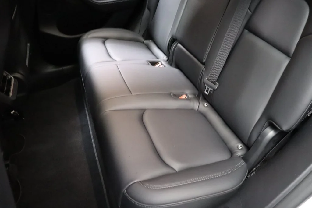 Used 2022 Pearl White Multi-Coat Tesla Performance image 40