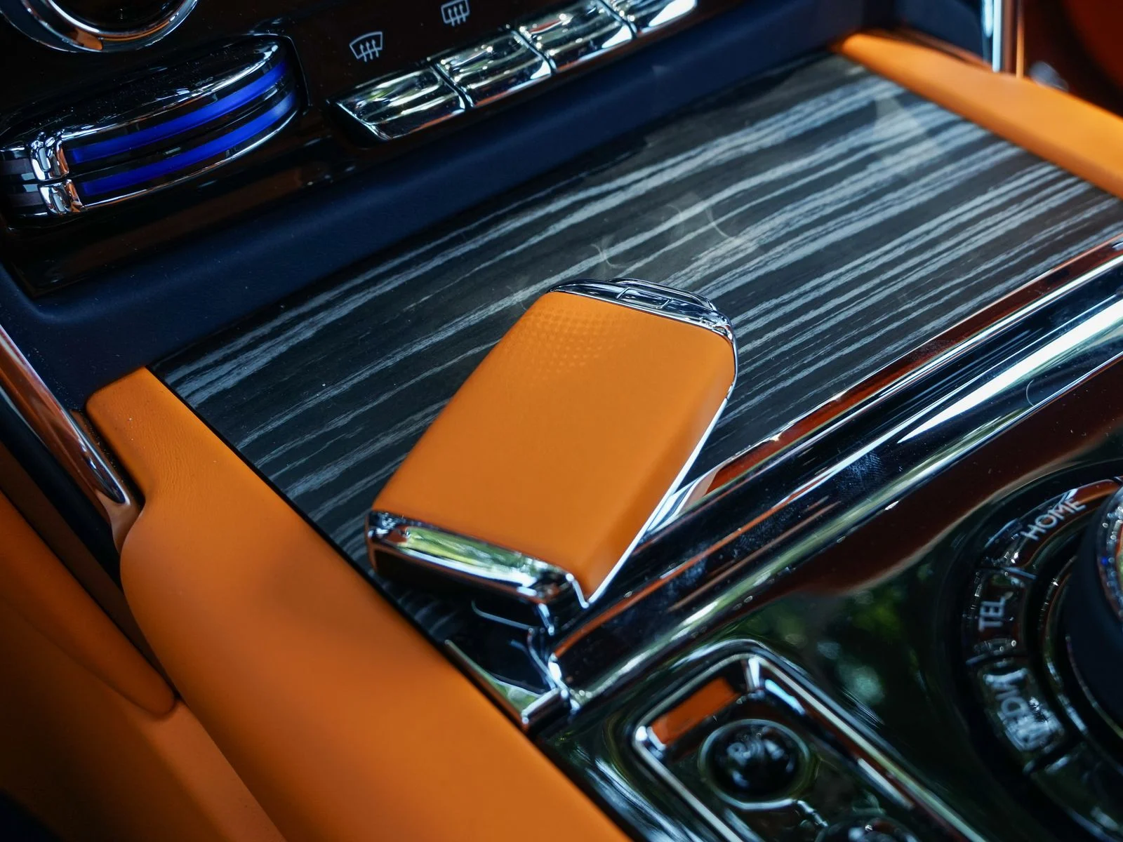 New 2026 Arctic White Rolls-Royce  image 35