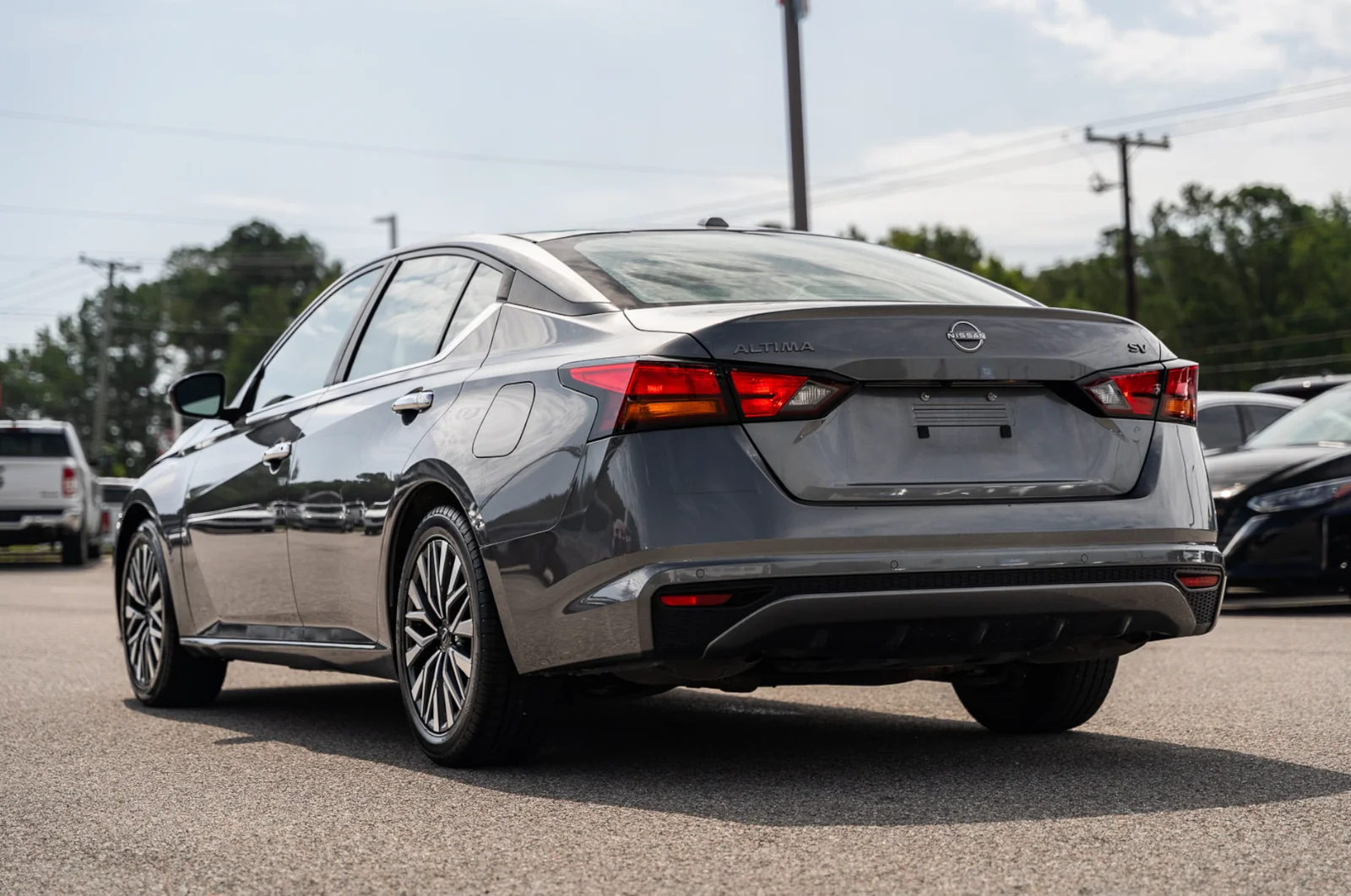 Used 2024 Gray Nissan 2.5 SV image 4