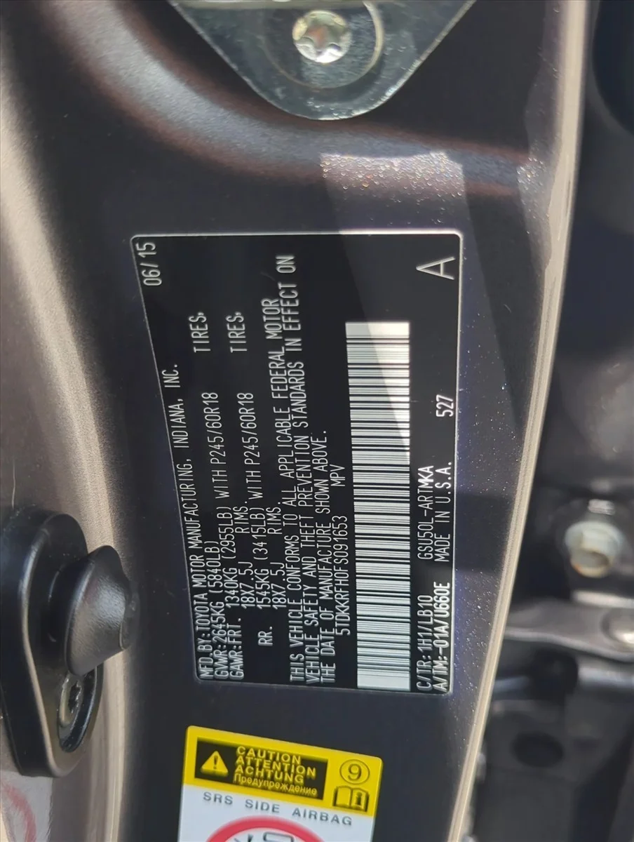 Used 2015 Predawn Gray Mica Toyota XLE image 27