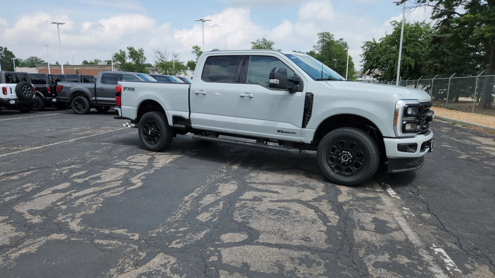 New 2026 Avalanche Ford LARIAT image 8