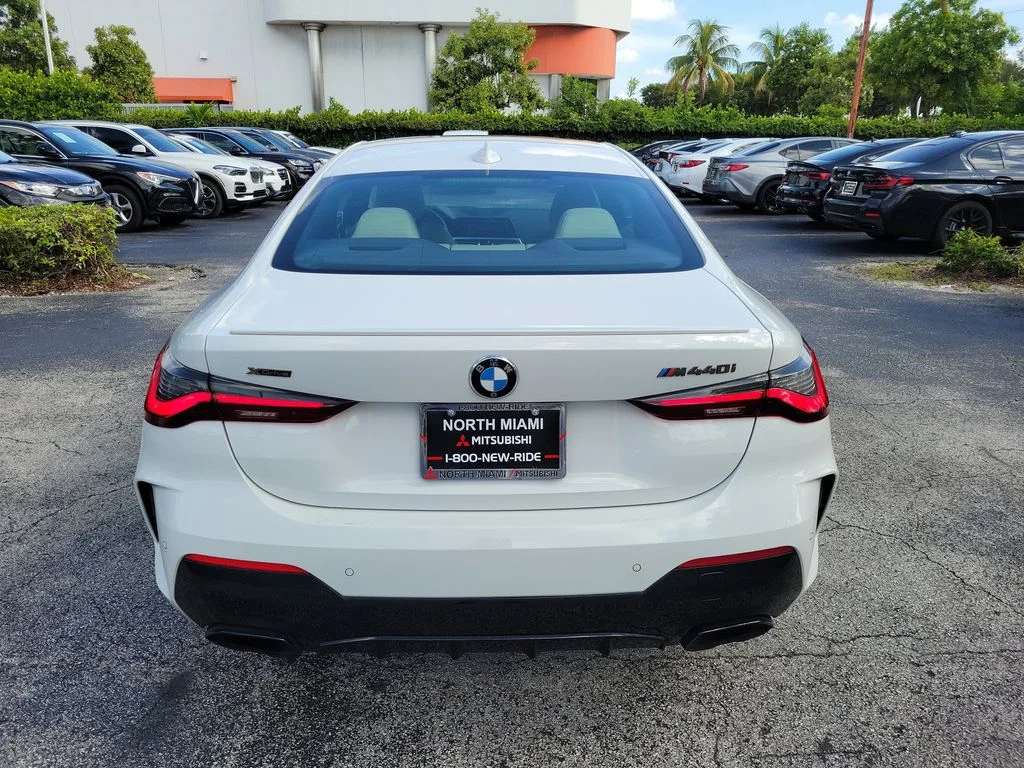 Used 2021 White BMW M440i xDrive image 6