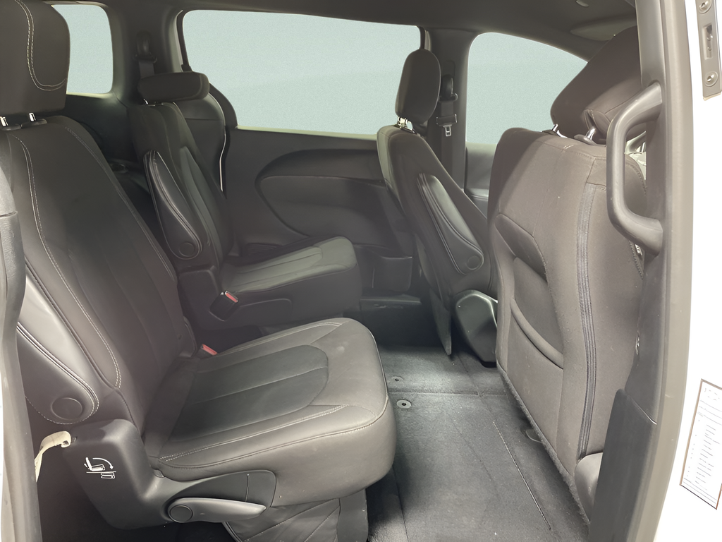 Used 2023 Bright White Clearcoat Chrysler Touring image 29