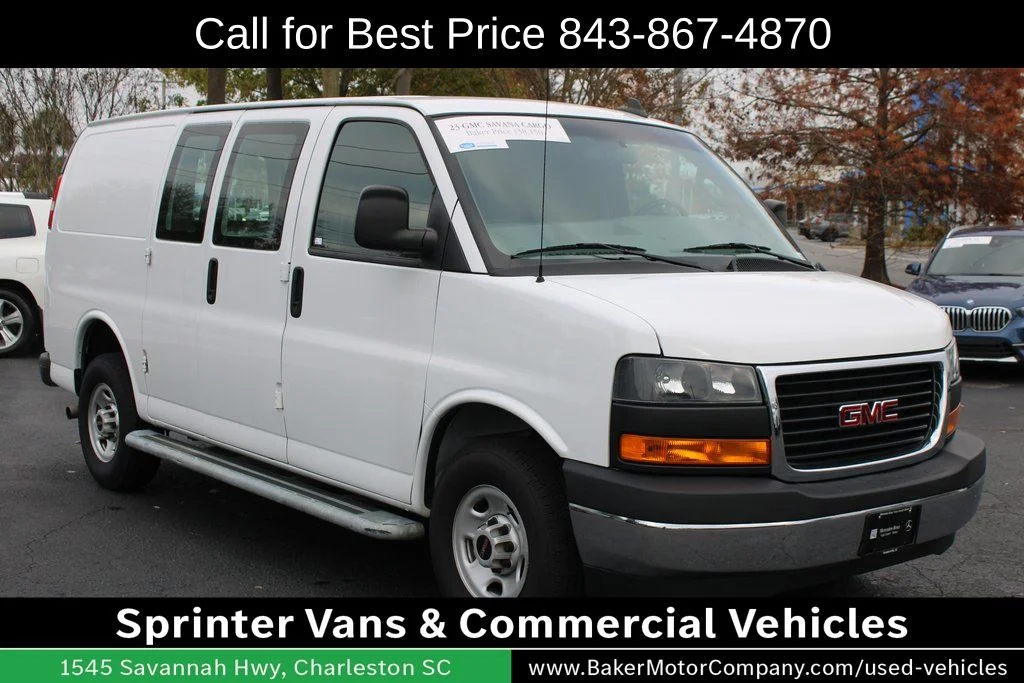 2023 GMC Savana Cargo Work Van - Photo 4