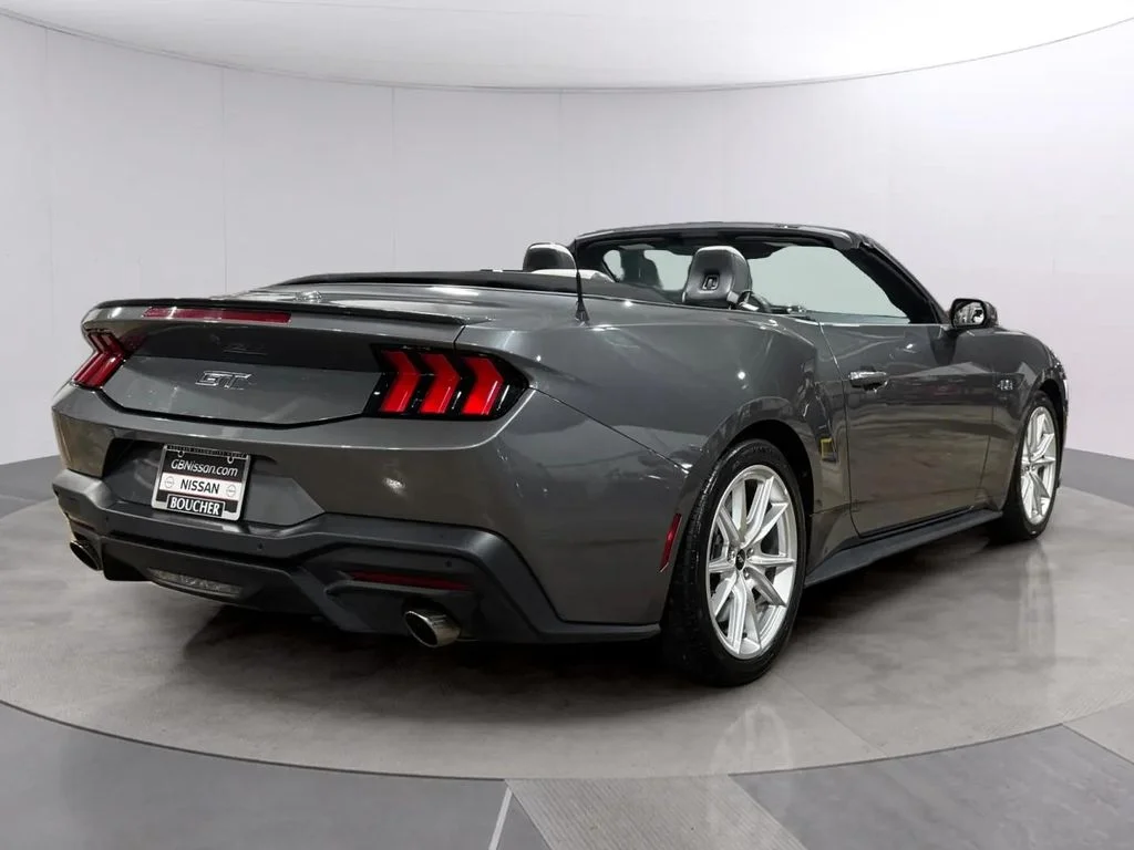 Used 2024 Carbonized Gray Metallic Ford GT Premium image 5