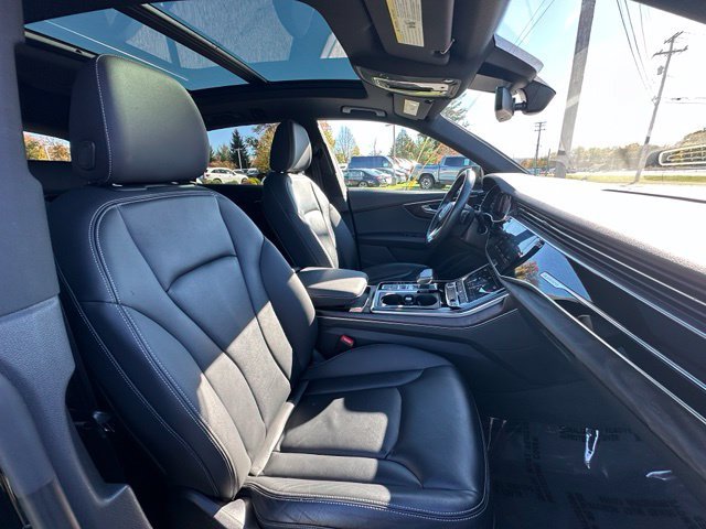 Used 2021 Black Audi 55 Premium image 28