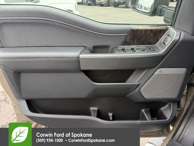 New 2026 Marsh Gray Ford Lariat image 18