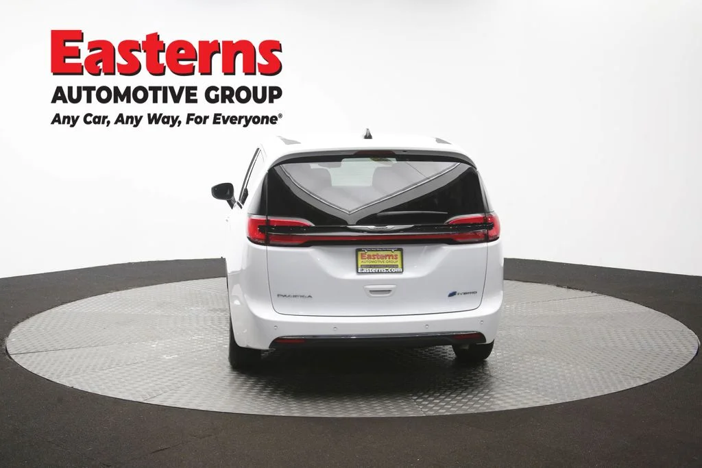 Used 2023 White Chrysler Touring L image 40