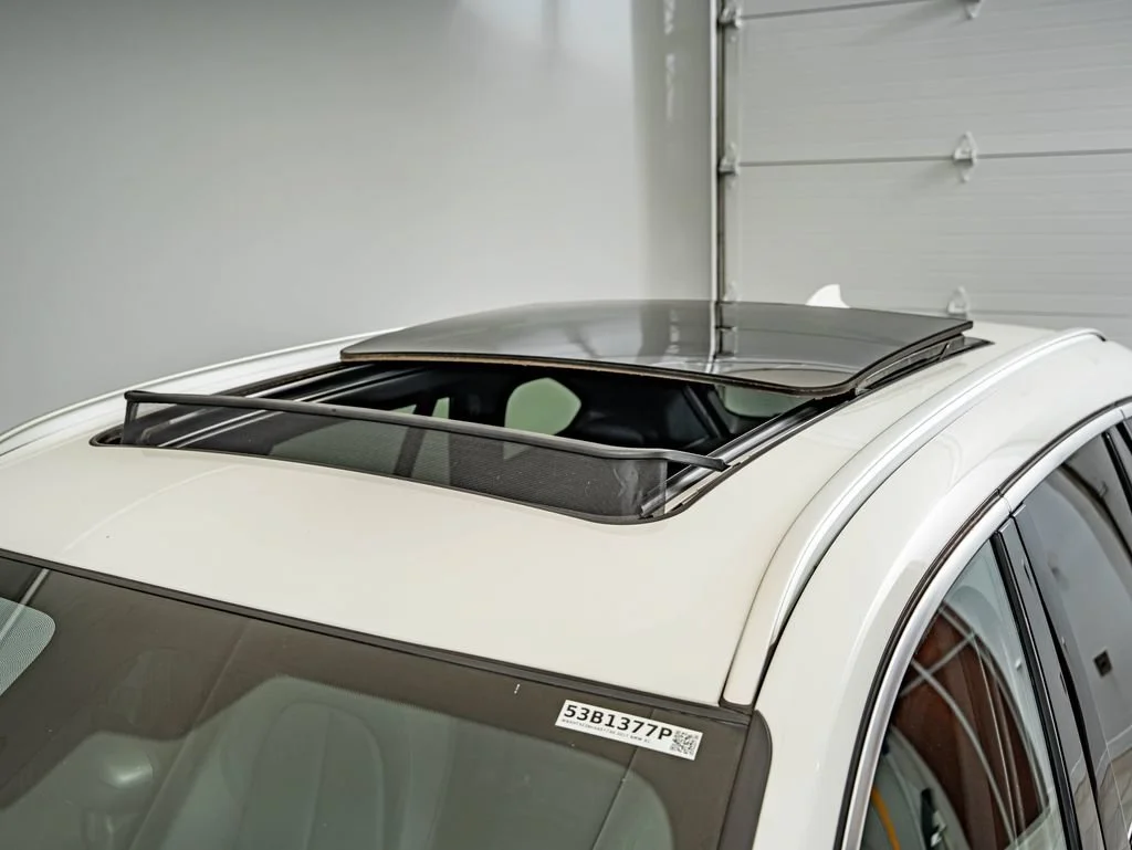 Used 2017 Alpine White BMW xDrive28i image 17