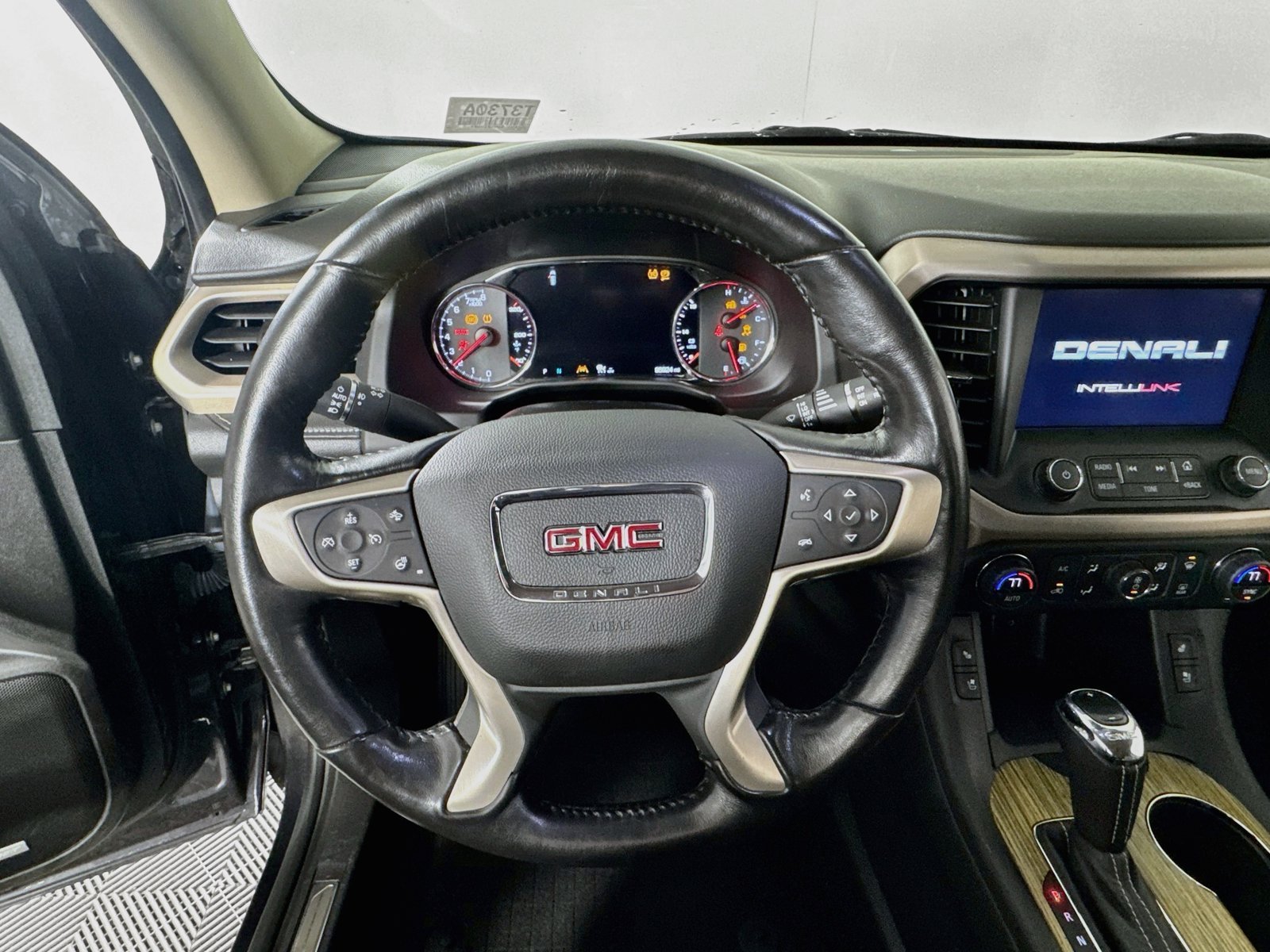 Used 2017 Iridium Metallic GMC Denali image 13