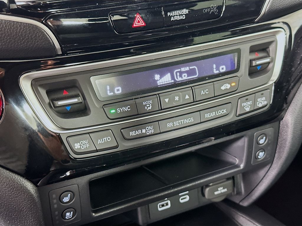 New 2026 Sonic Gray Pearl Honda Black Edition image 16