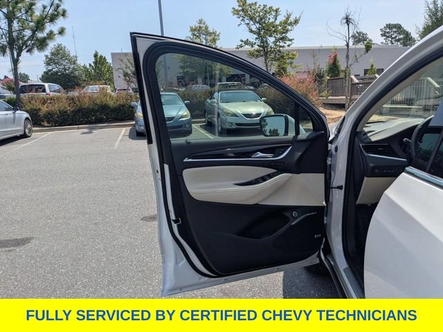 Used 2023 White Buick Premium Group image 26
