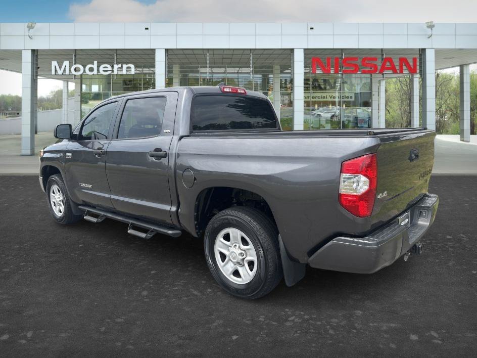 Used 2020 Magnetic Gray Metallic Toyota SR5 image 4