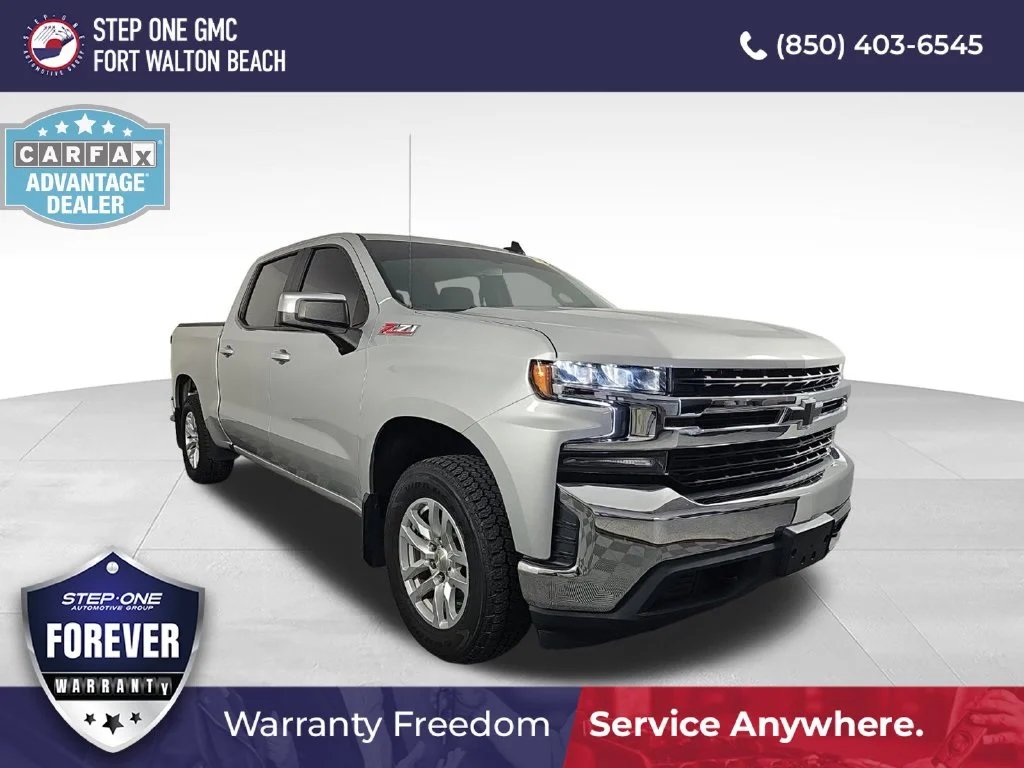 Used 2020 Silver Chevrolet LT image 3