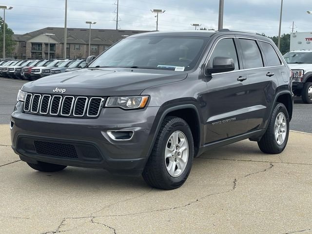 Used 2017 Crystal Metallic Jeep Laredo image 5