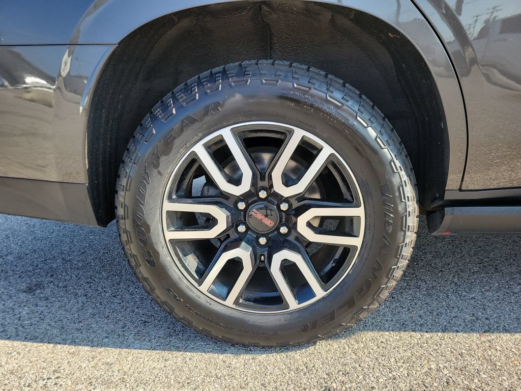 Used 2021 SMOKEY QUARTZ METALLIC GMC AT4 image 5